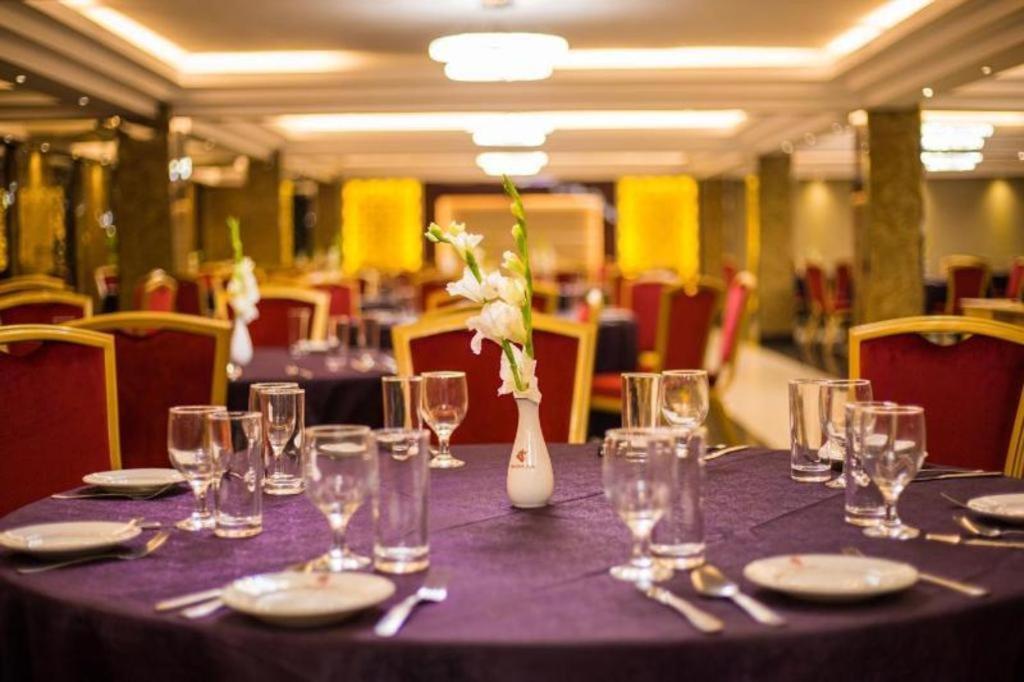 Hotel Castle Salam Khulna Exterior photo