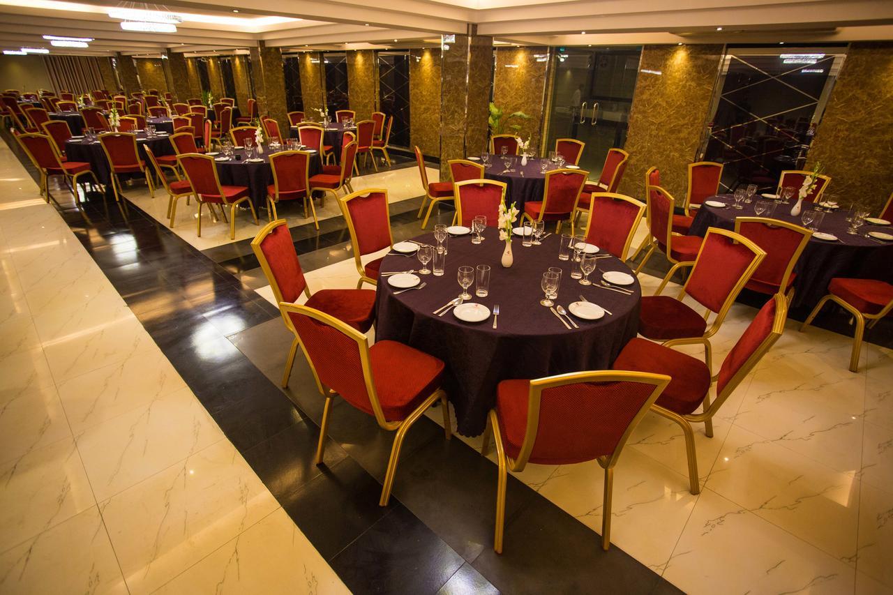 Hotel Castle Salam Khulna Exterior photo