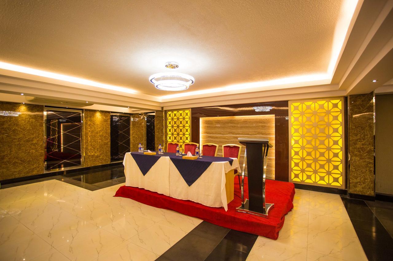 Hotel Castle Salam Khulna Exterior photo
